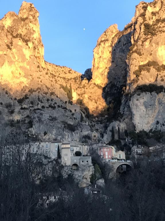 Villa Bergerie de charme à Moustiers Exterior foto